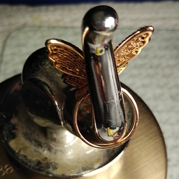 Ring - Picture 3 of 4